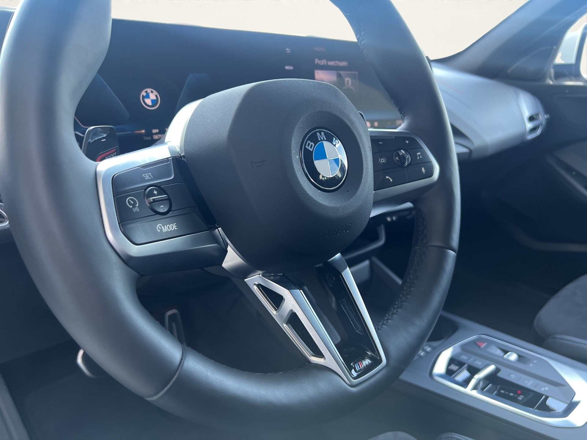 BMW 120d M Sport Steptronic-image-11