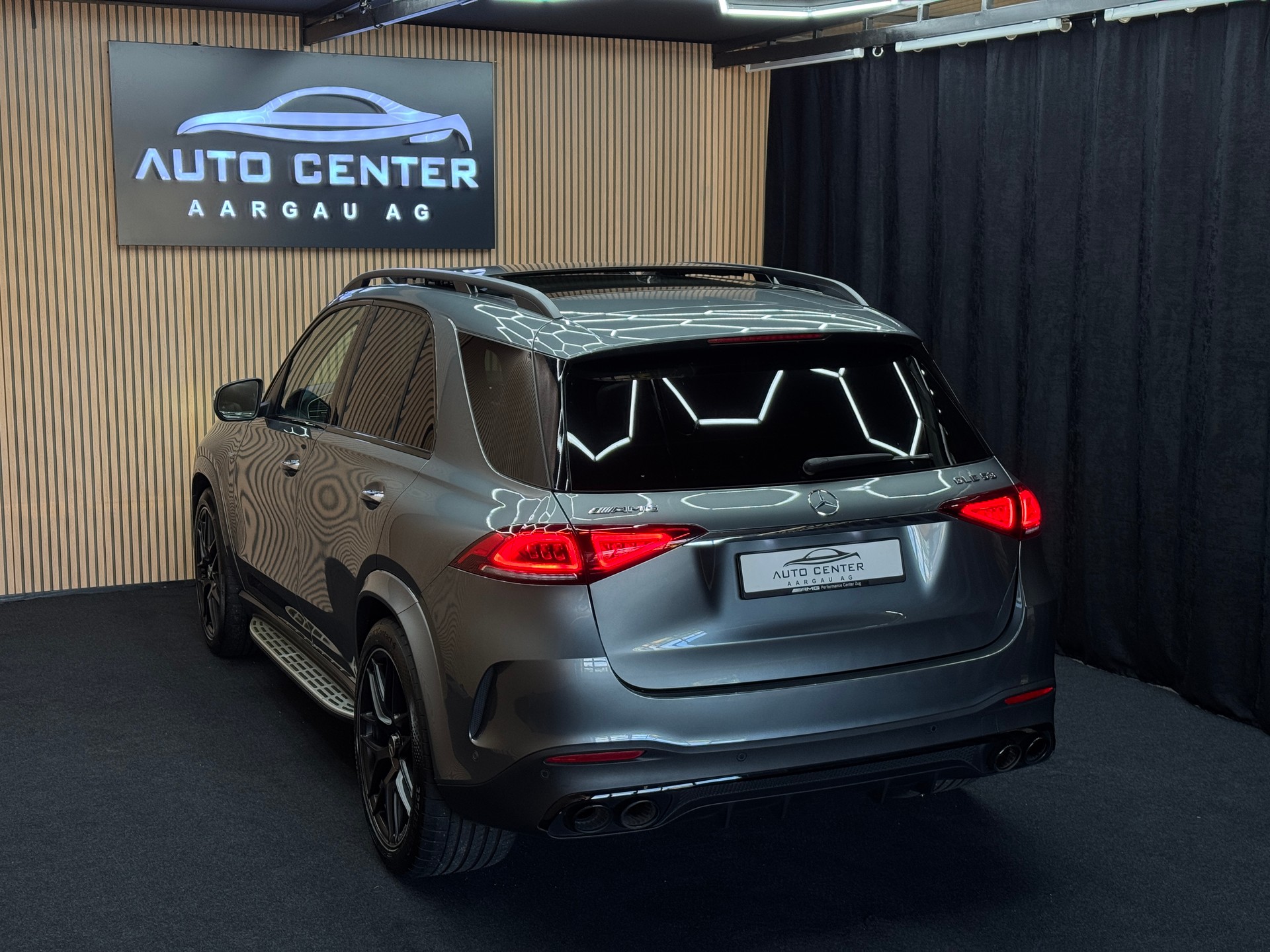 MERCEDES-BENZ GLE 53 AMG 4Matic+ 9G-Speedshift *ab CHF 745.-/ Monat*-image-3