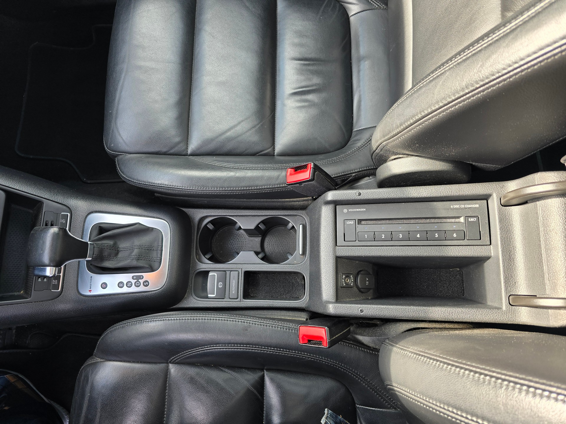 VW Tiguan 2.0 TSI Sport&Style Tiptronic-image-11