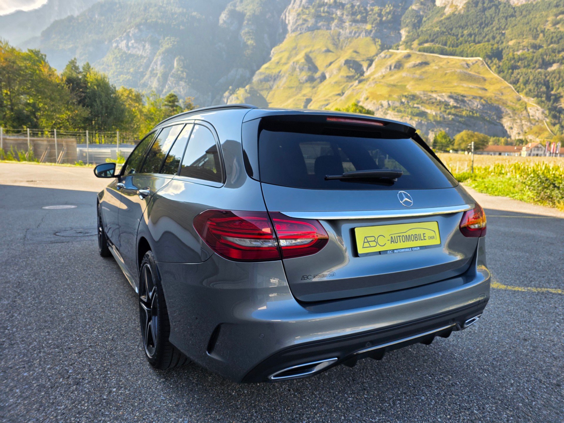 MERCEDES-BENZ C 220 d Swiss Star AMG Line 4M 9G-Tronic-image-13
