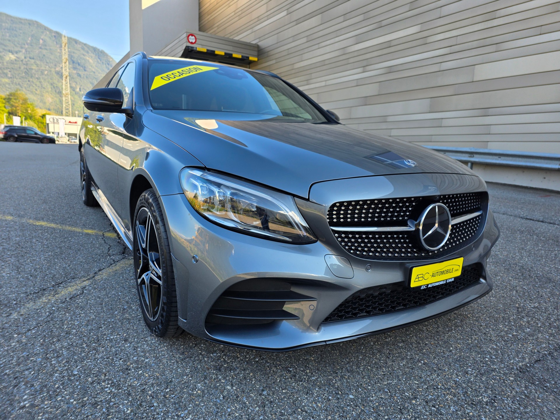 MERCEDES-BENZ C 220 d Swiss Star AMG Line 4M 9G-Tronic-image-5
