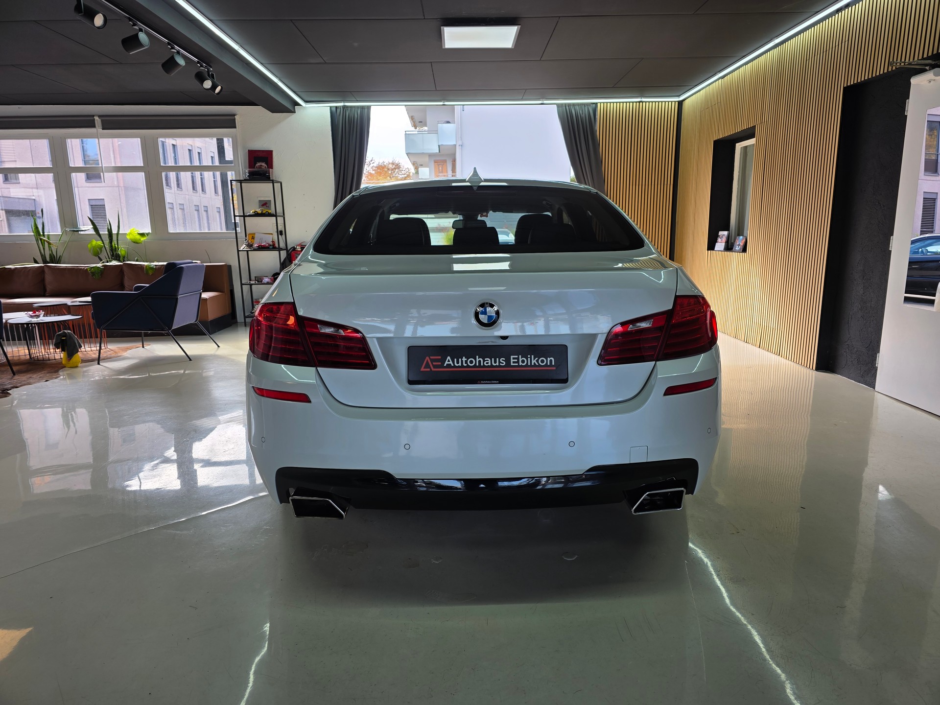 BMW 520d M-Sport LCI-image-5