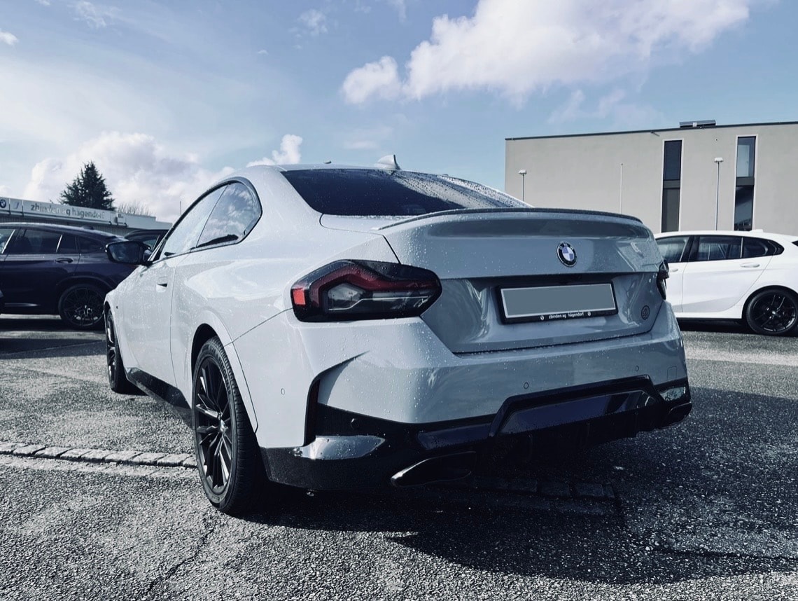 BMW M240i xDrive Steptronic-image-4
