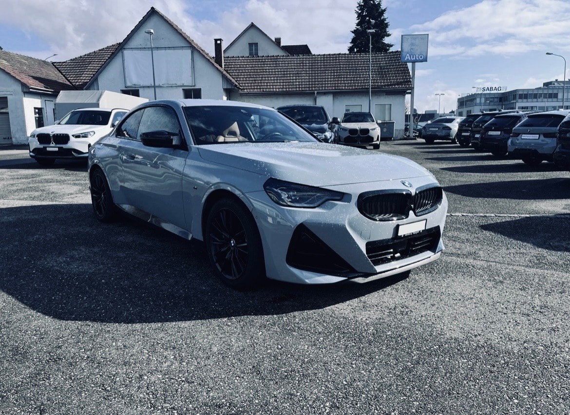 BMW M240i xDrive Steptronic-image-1