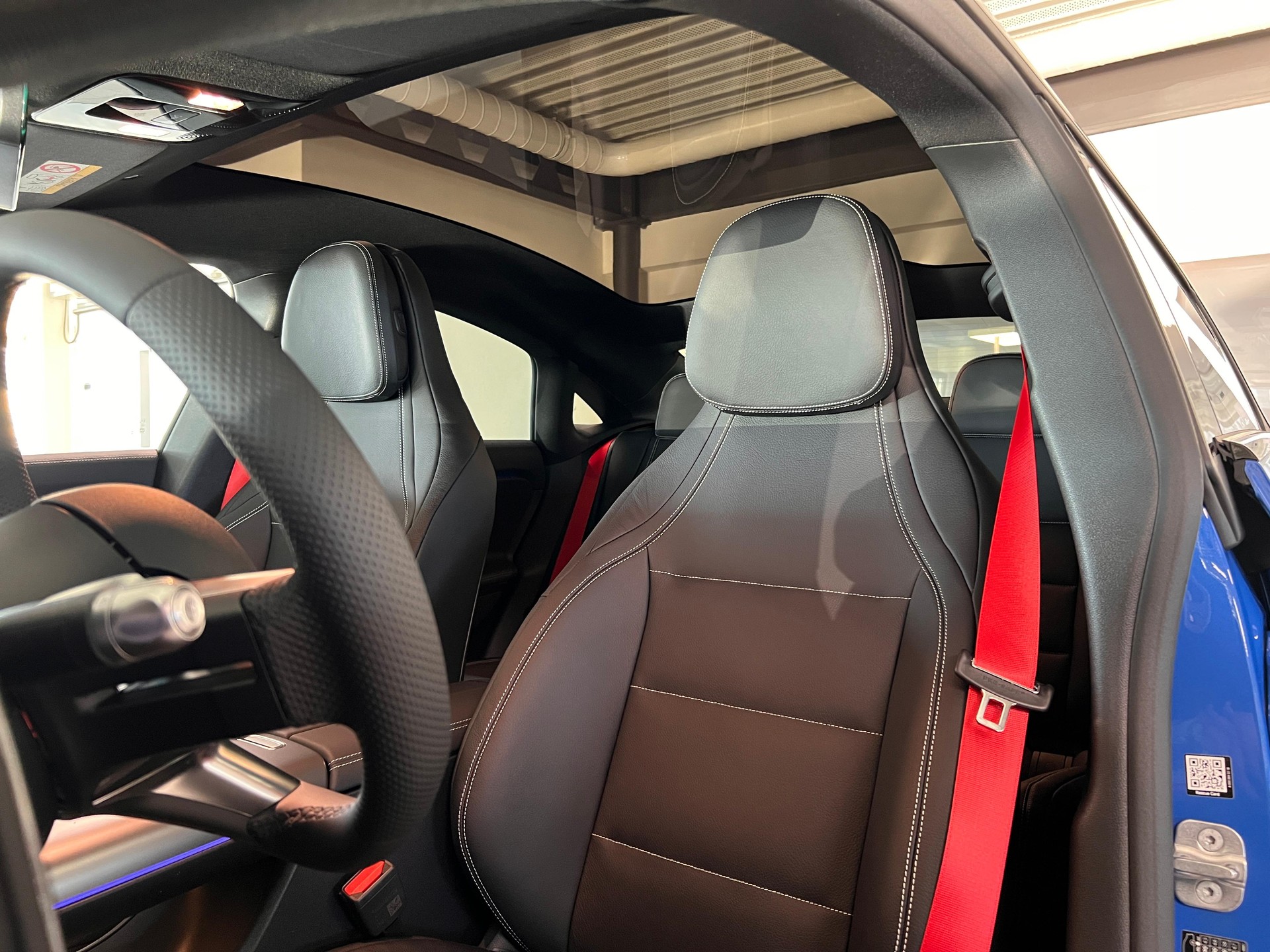 MERCEDES-BENZ CLA 350 AMG Line 4matic-image-9
