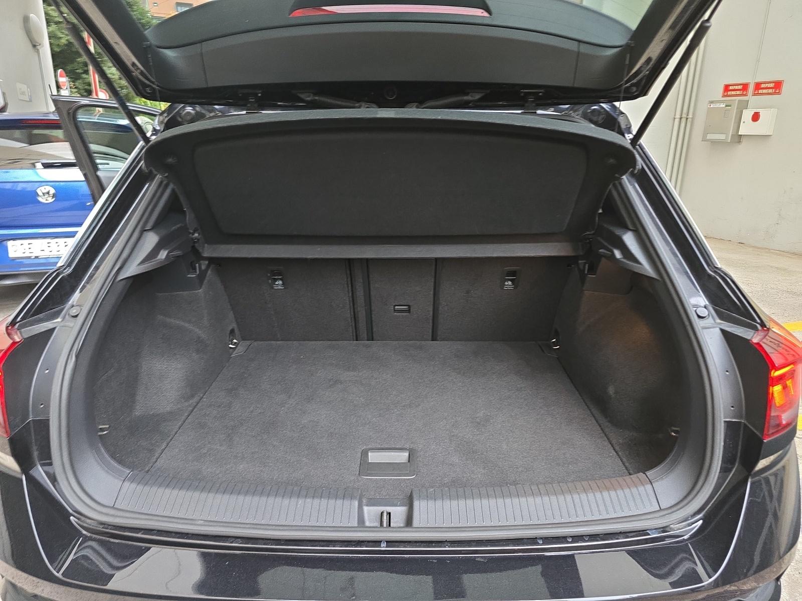 VW T-Roc 2.0 TSI Sport DSG 4Motion-image-8