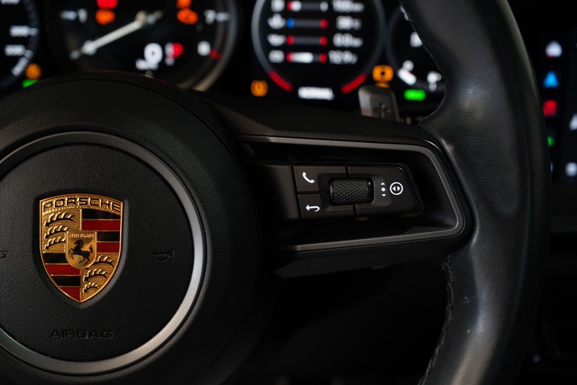 PORSCHE 911 Carrera PDK-image-17