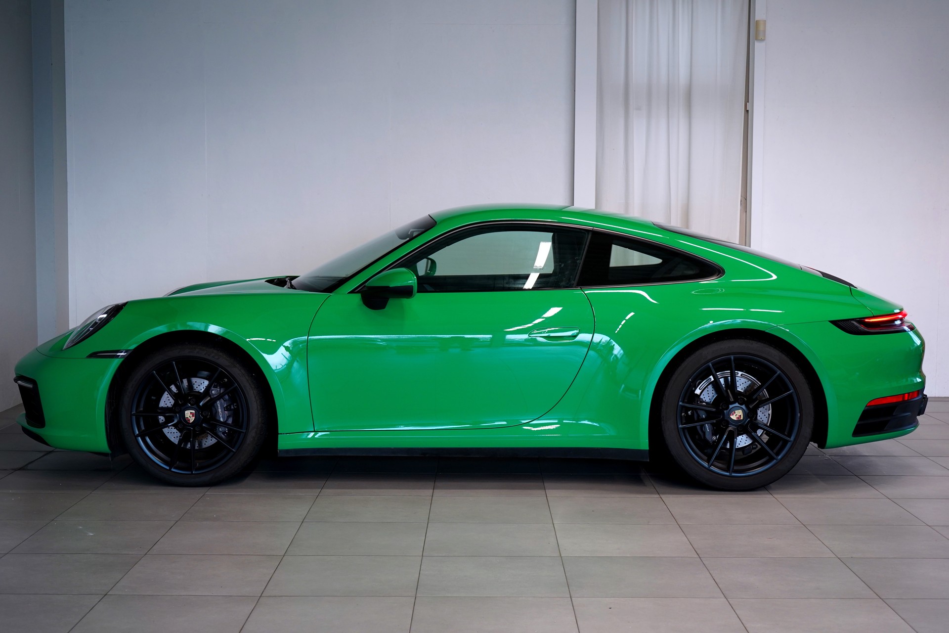 PORSCHE 911 Carrera PDK-image-9
