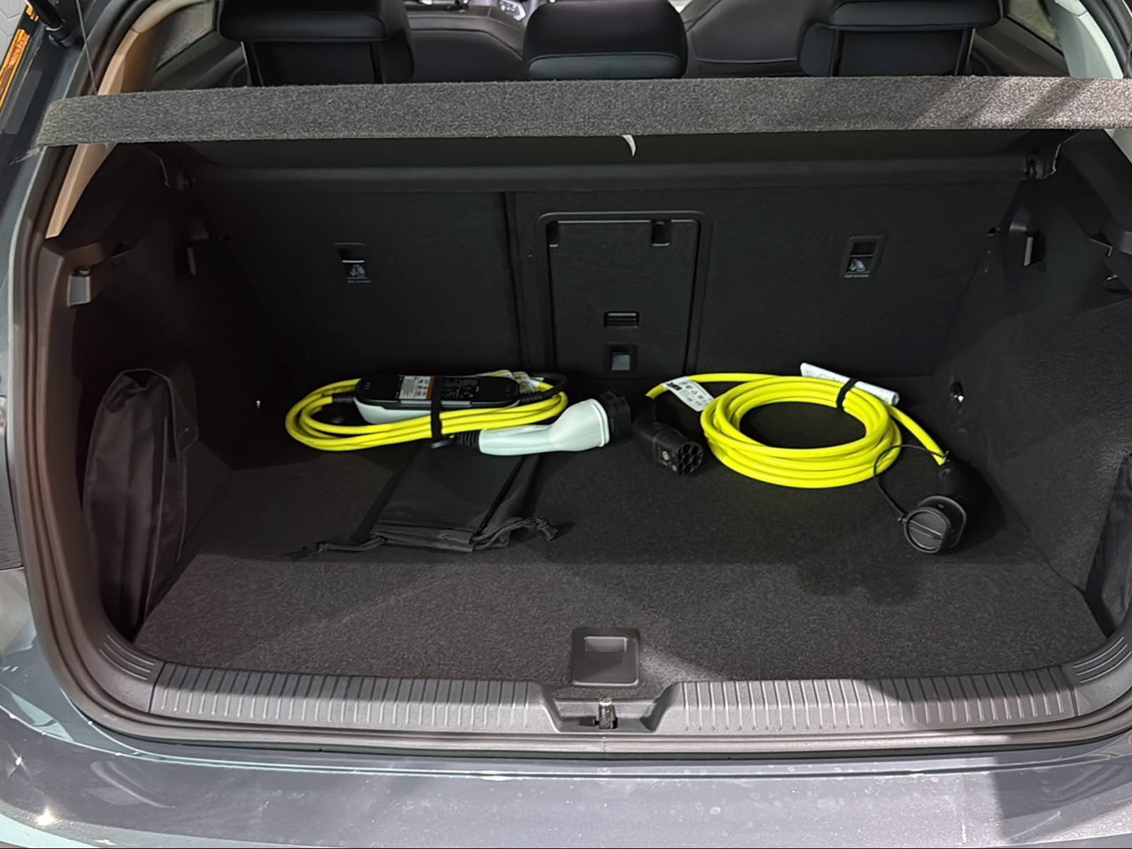 VW Golf 1.5 TSI PHEV Style-image-13