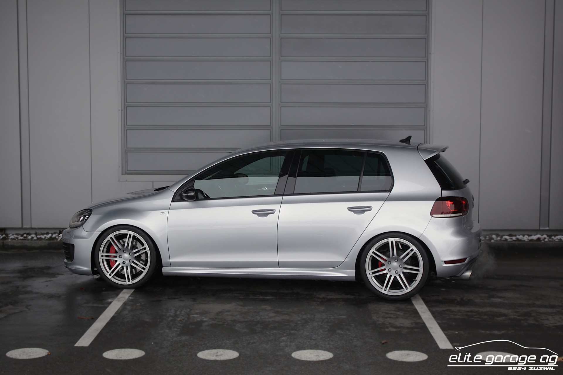 VW Golf 2.0 TSI GTI Edition 35 OCT 380 PS-image-2