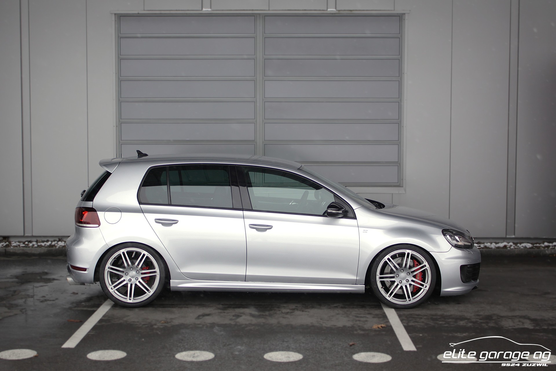 VW Golf 2.0 TSI GTI Edition 35 OCT 380 PS-image-5