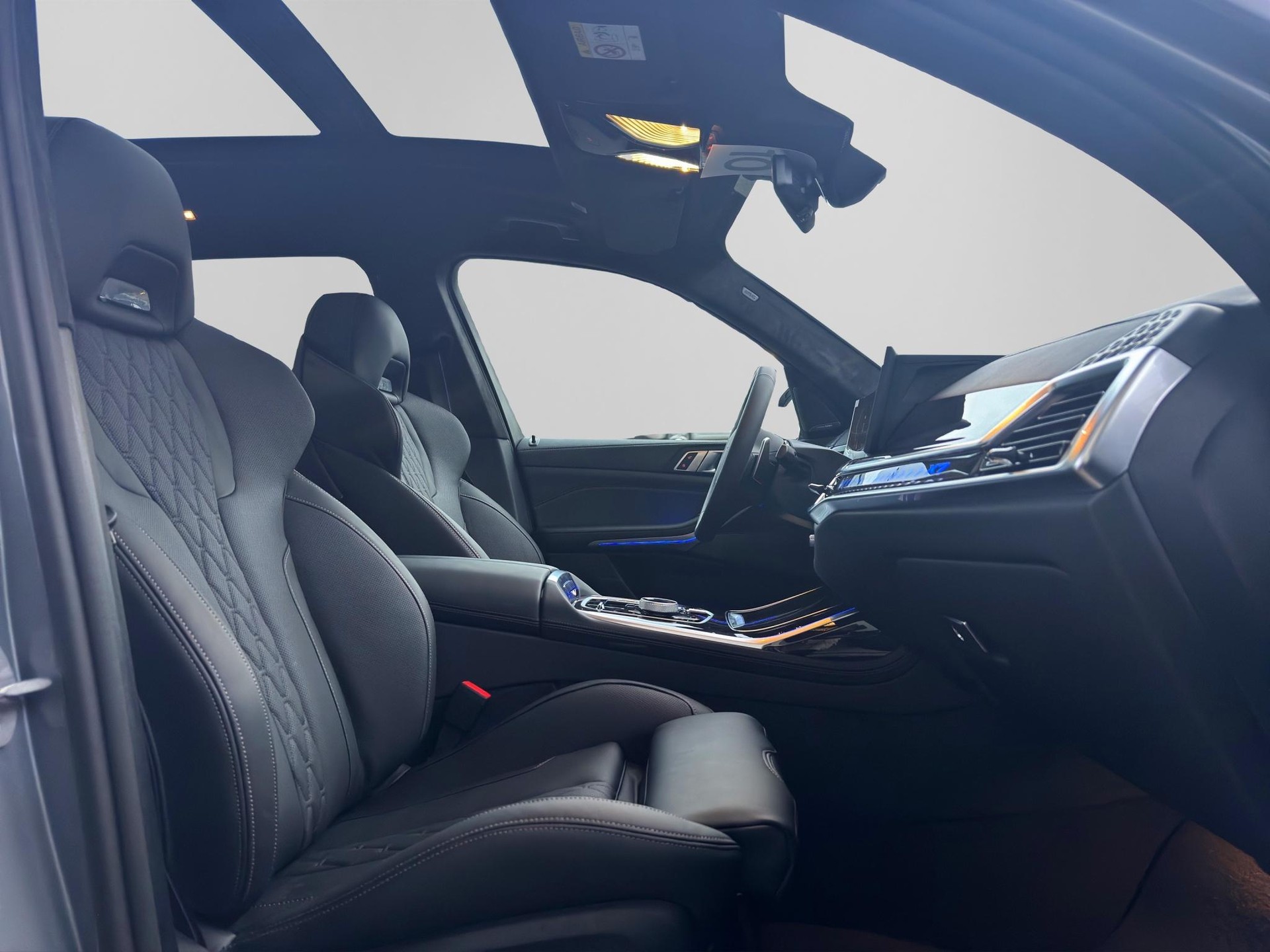 BMW X7 40i xDrive M Sport Pro-image-14