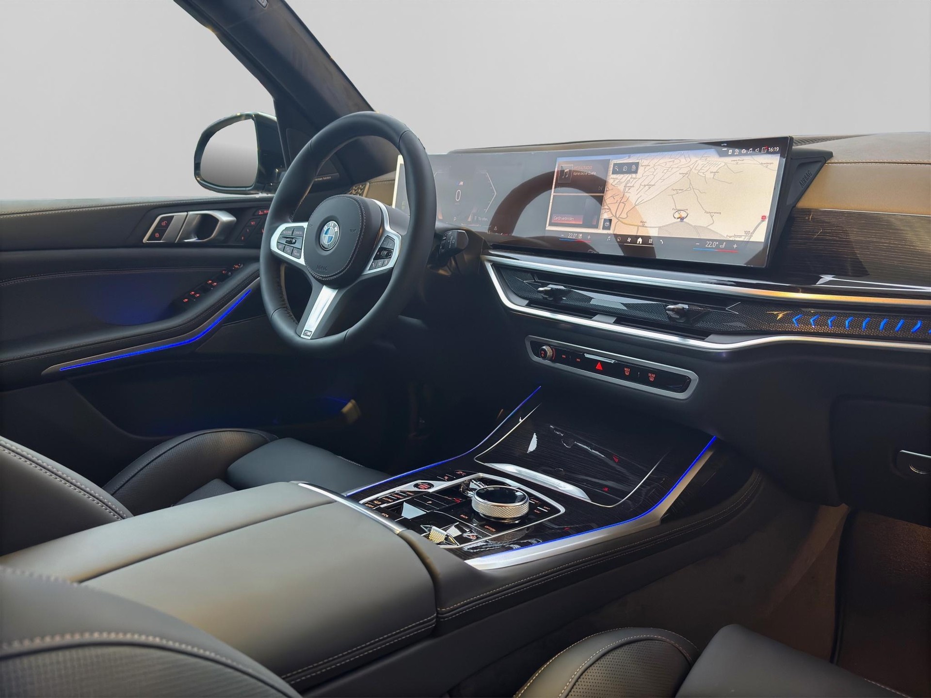 BMW X7 40i xDrive M Sport Pro-image-13