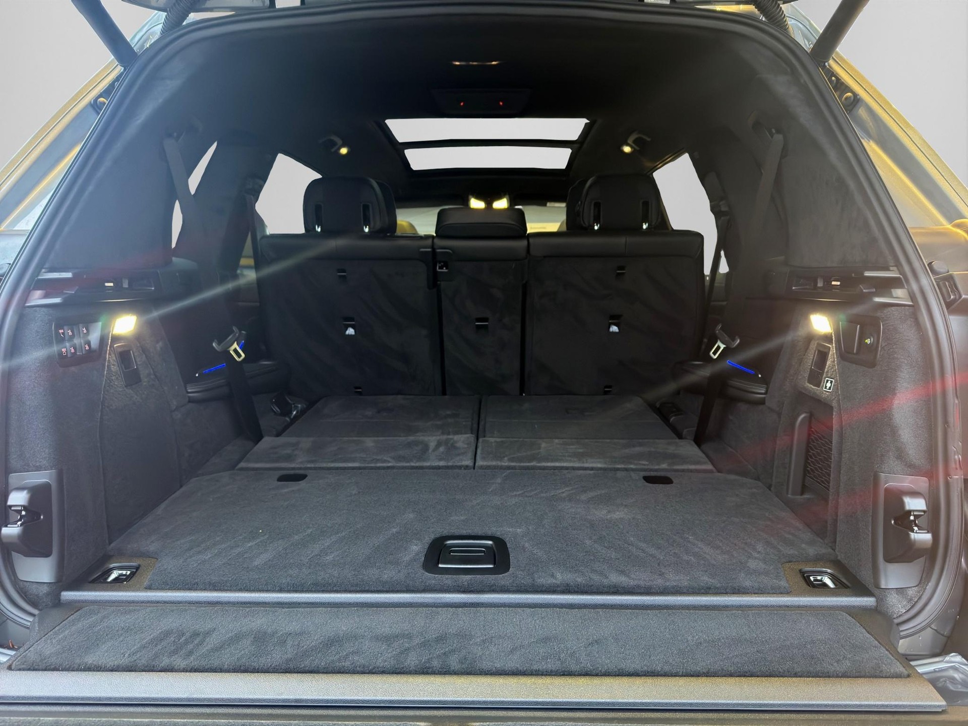 BMW X7 40i xDrive M Sport Pro-image-19