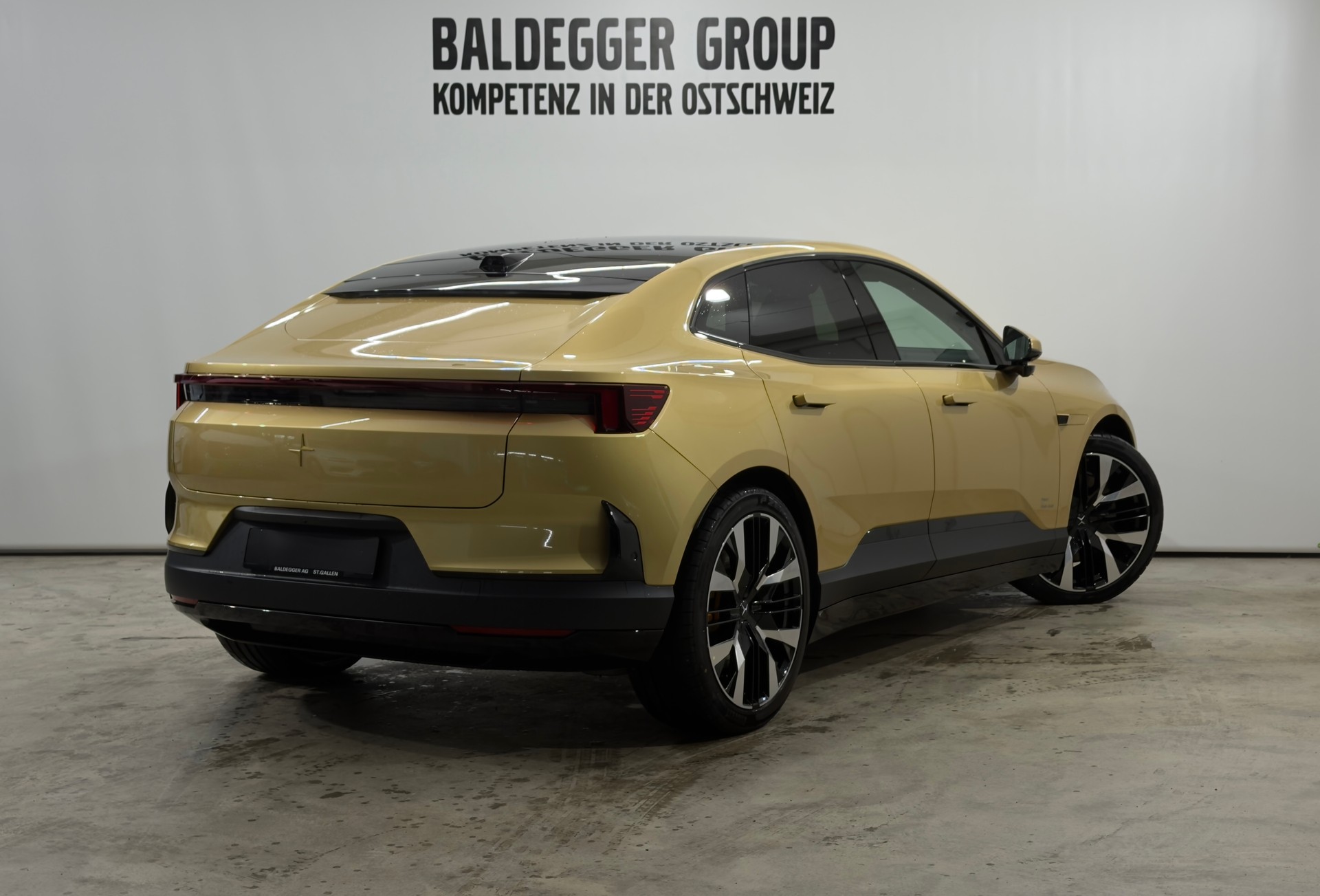 POLESTAR 4 Long Range Dual Motor Perfor-image-2