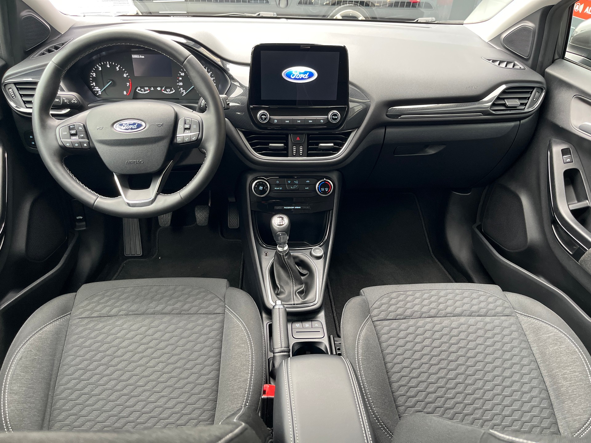 FORD Puma 1.0 MHEV Titanium-image-9