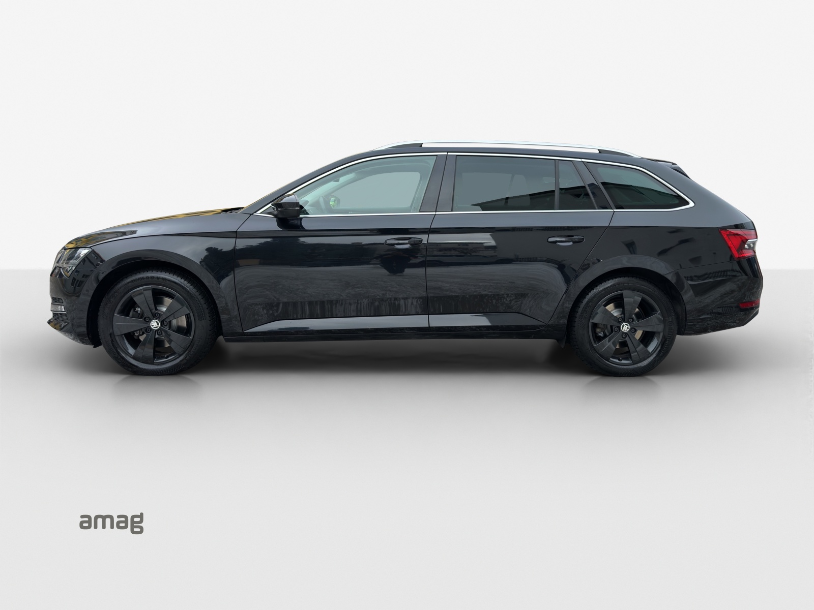 SKODA Superb Combi 2.0 TDi Style 4x4 DSG-showroom-element-1