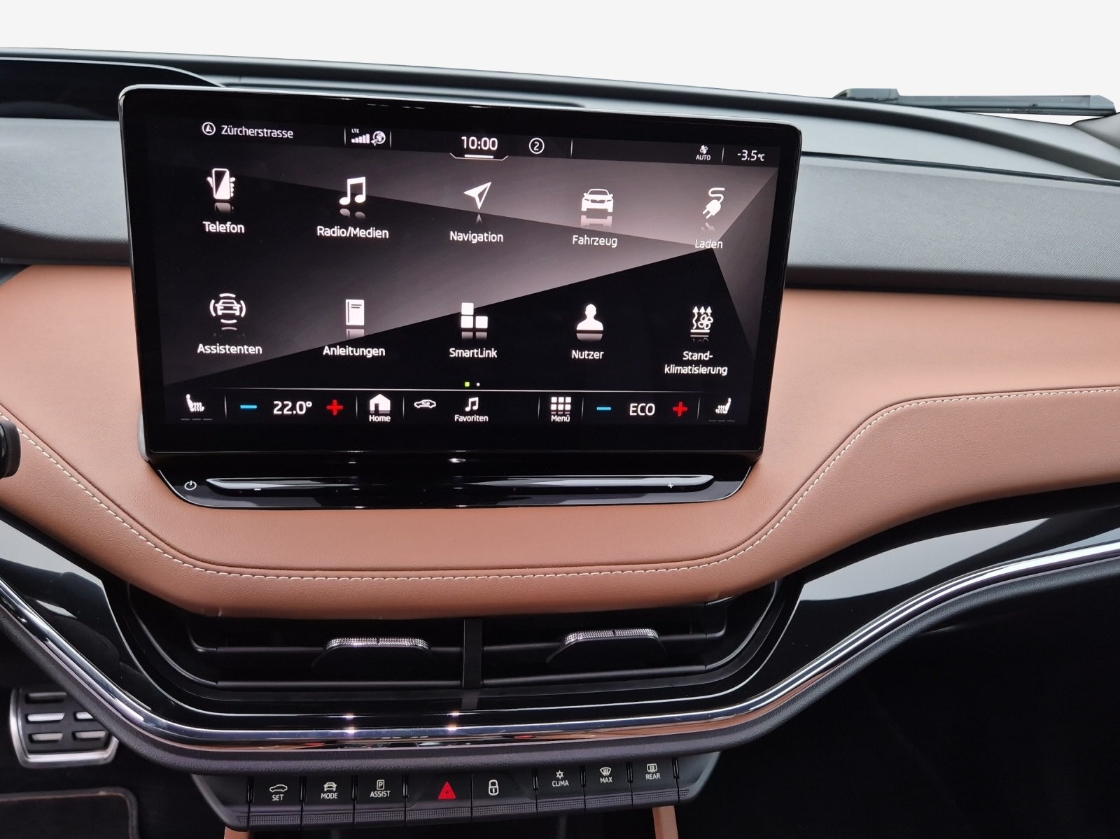SKODA Enyaq iV 80x Founders Edition-image-11