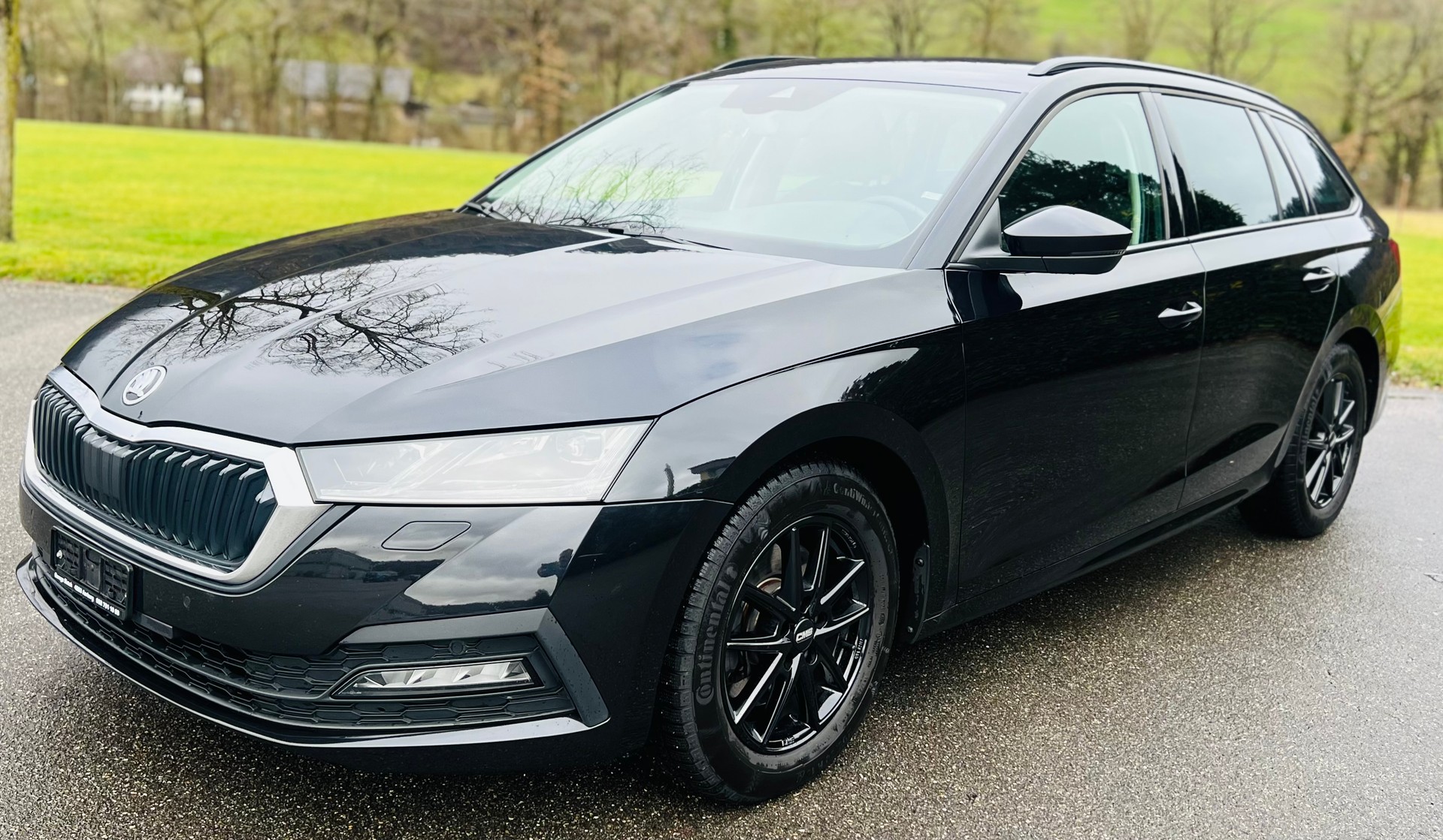 SKODA Octavia Combi 2.0 TDI DSG Ambition 4x4-image-15
