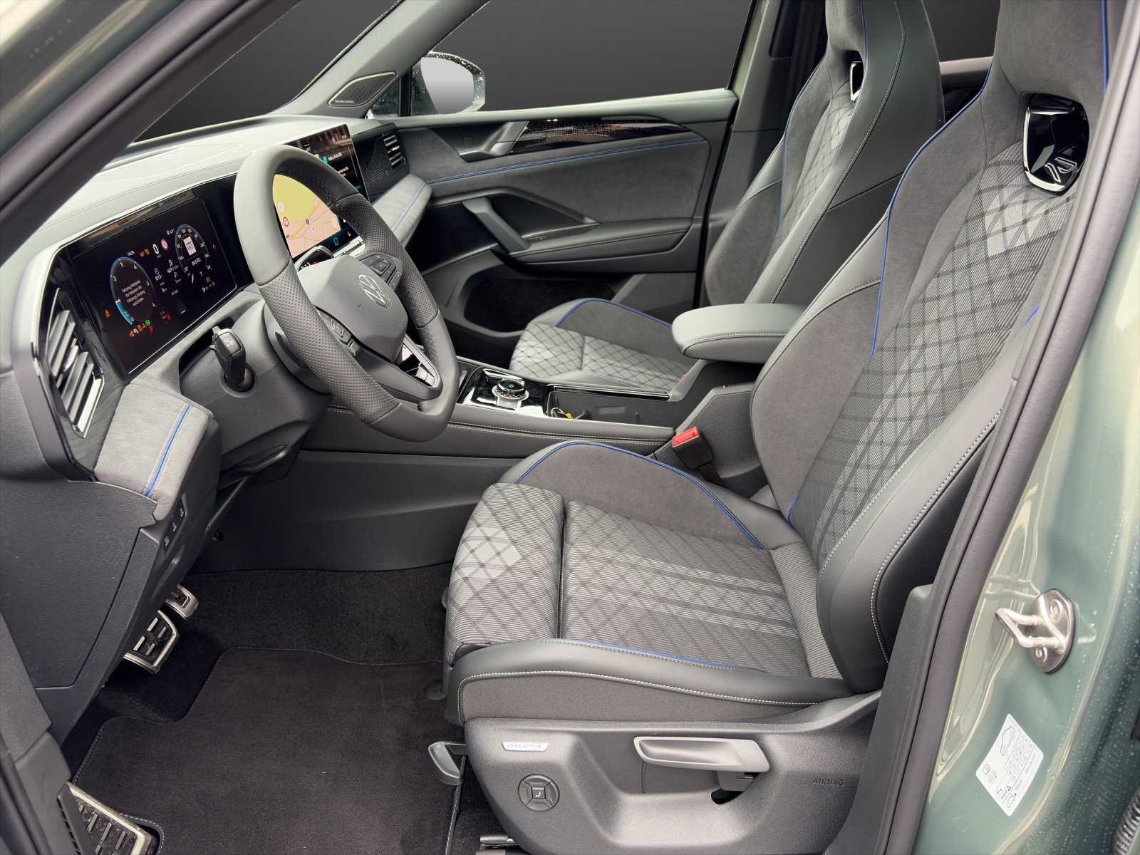 VW Tiguan 2.0 TDI SCR R-Line 4Motion DSG-image-7