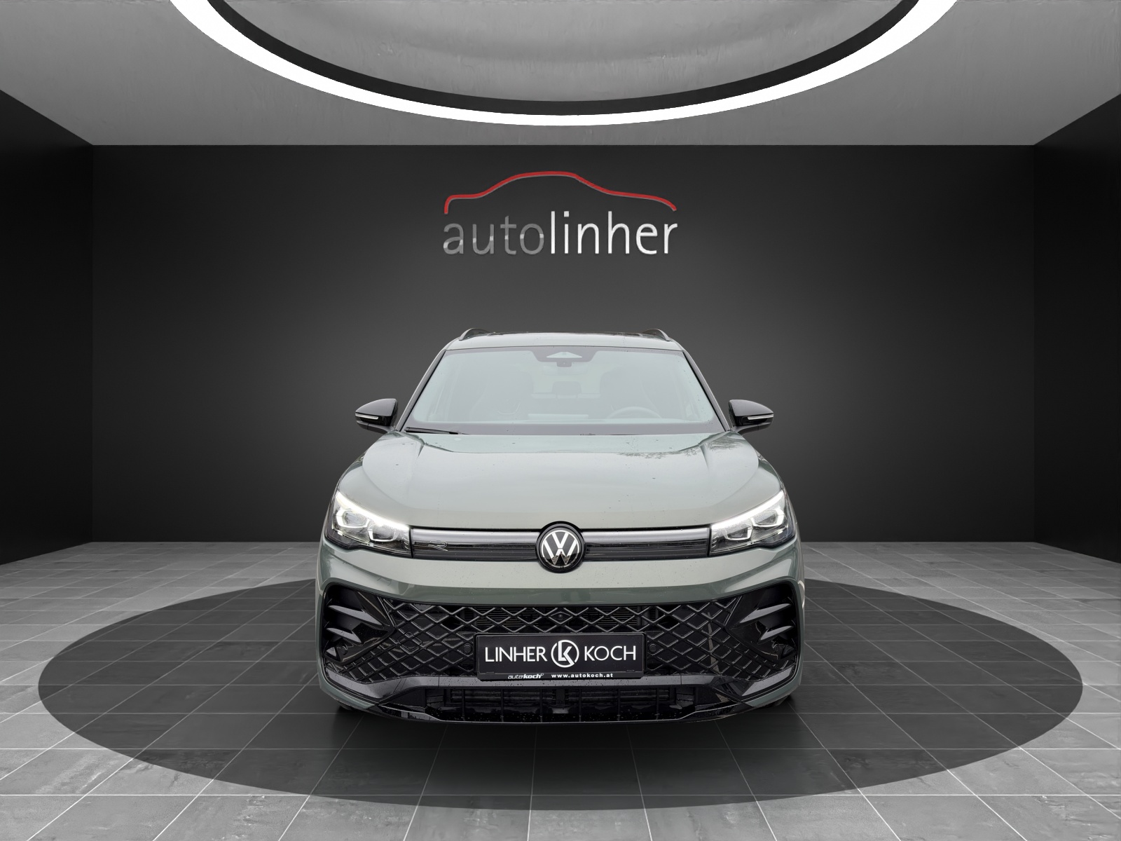 VW Tiguan 2.0 TDI SCR R-Line 4Motion DSG-image-6