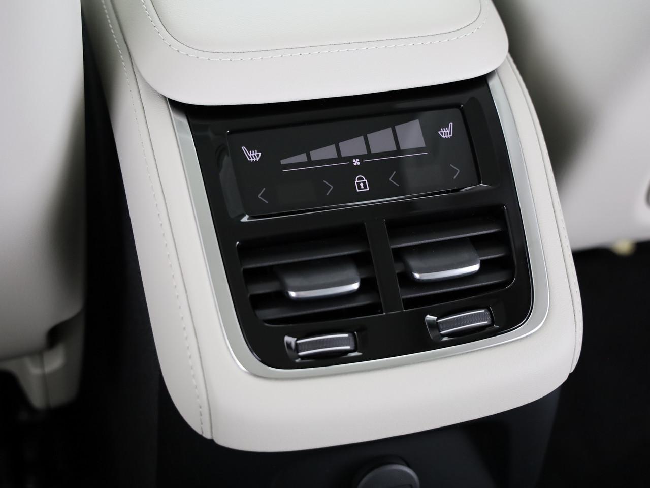 VOLVO XC90 2.0 T8 TE Ultra Dark eAWD-image-16