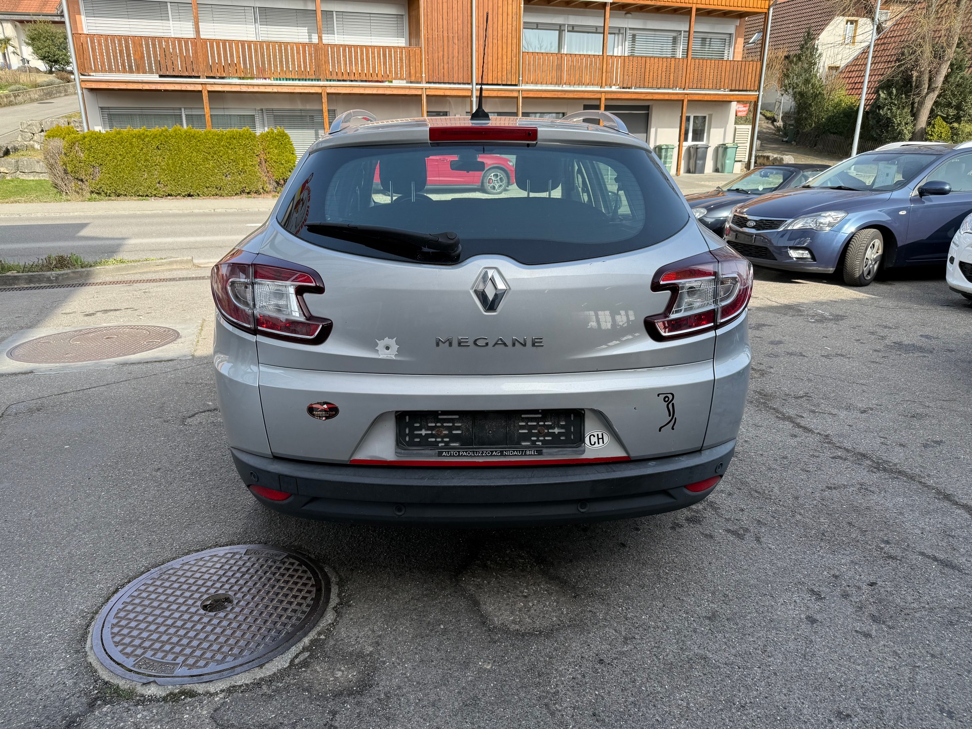 RENAULT Mégane Grandtour 2.0 16V Bose CVT-image-3