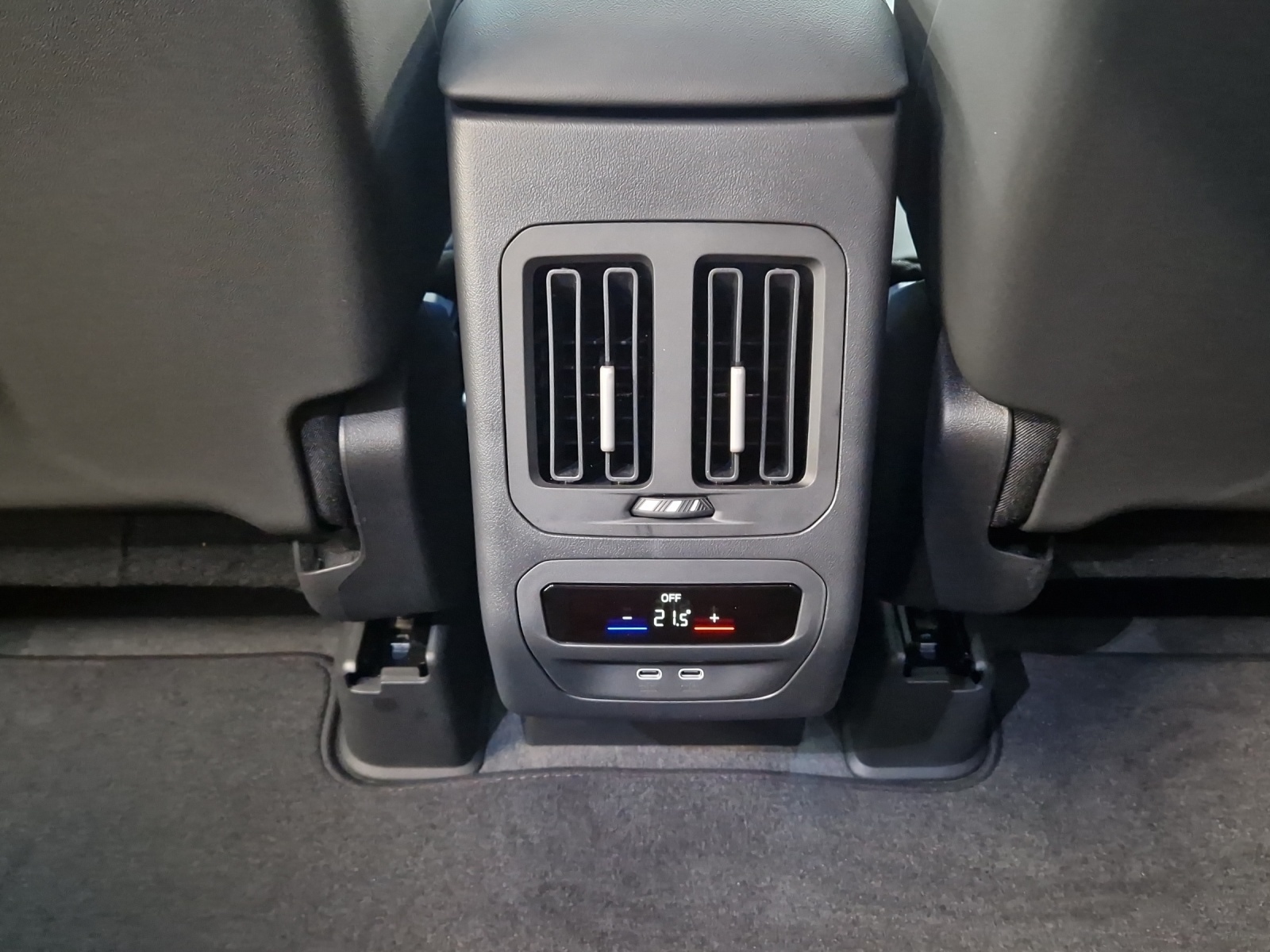 BMW iX3 50 xDrive M Sport Pro-image-22
