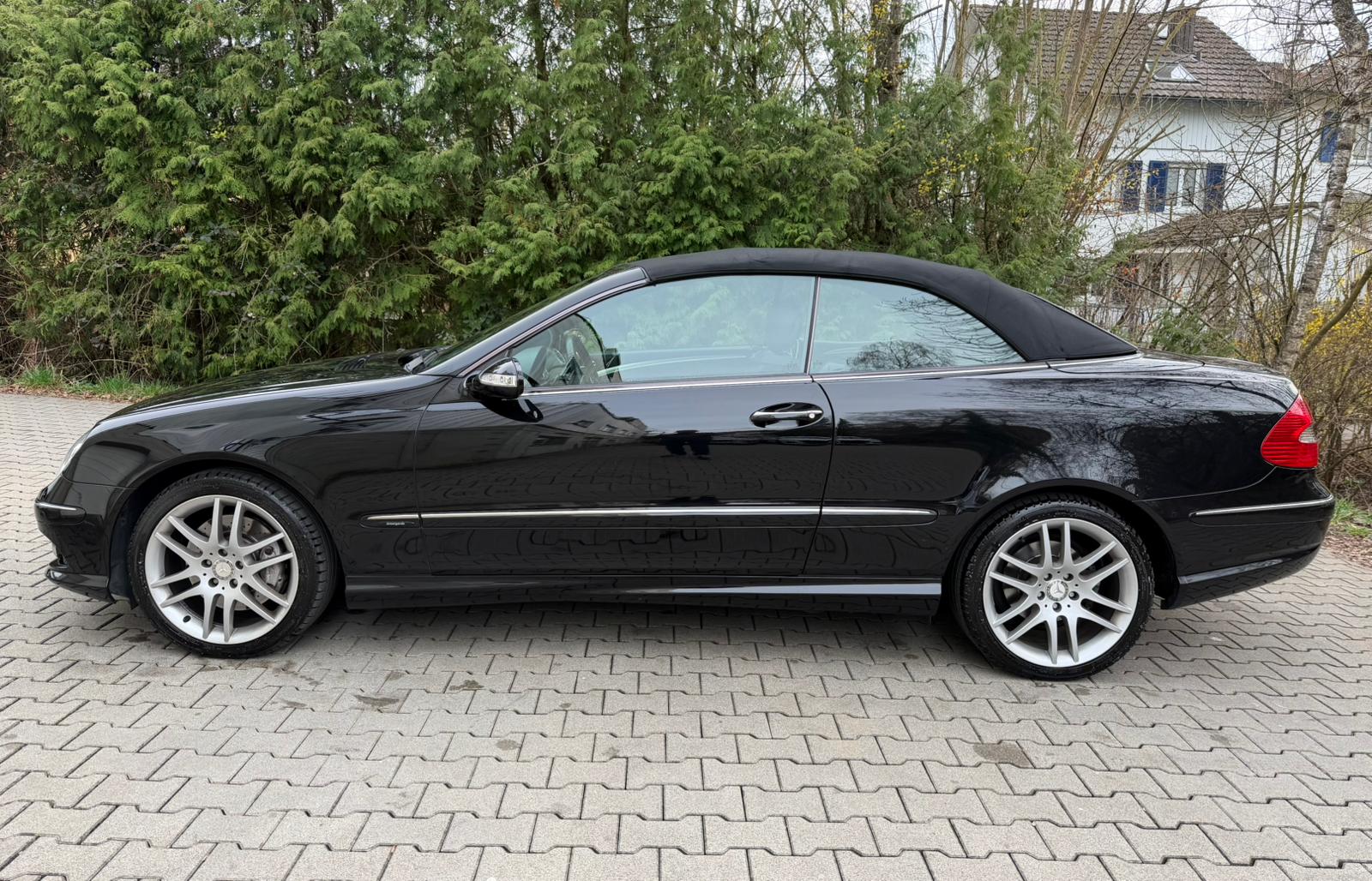 MERCEDES-BENZ CLK 280 Avantgarde-showroom-element-2