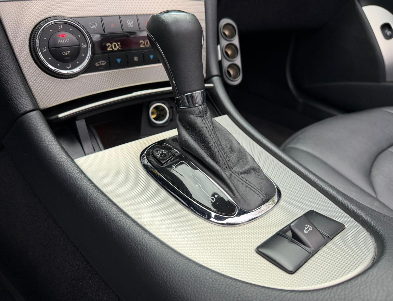 MERCEDES-BENZ CLK 280 Avantgarde-image-27