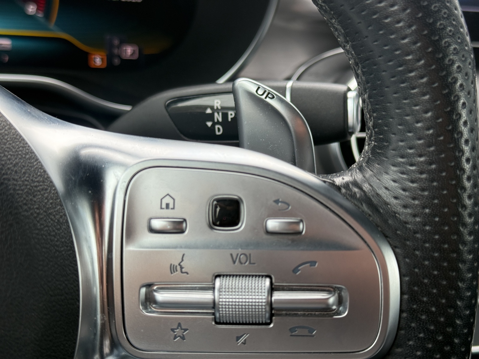 MERCEDES-BENZ C 43 Cabriolet AMG 4Matic 9G-Tronic-image-20