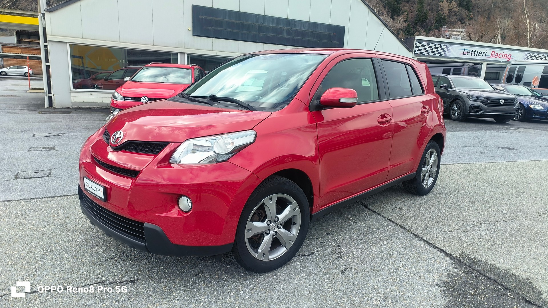 TOYOTA UrbanCruiser 1.4 D-4D Linea Sol 4WD-image-2