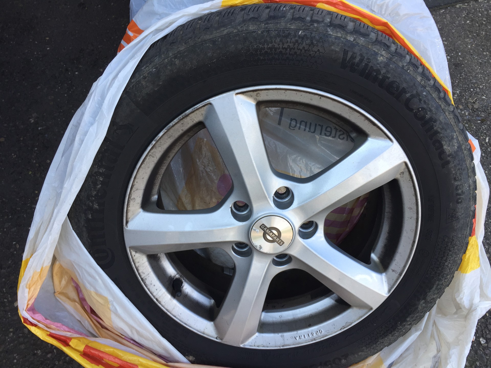 AUDI A3 Sportback 2.0 TFSI Ambition quattro S-tronic-image-14