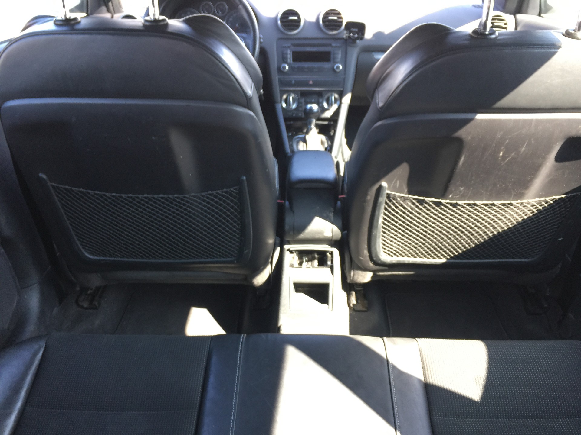 AUDI A3 Sportback 2.0 TFSI Ambition quattro S-tronic-image-7