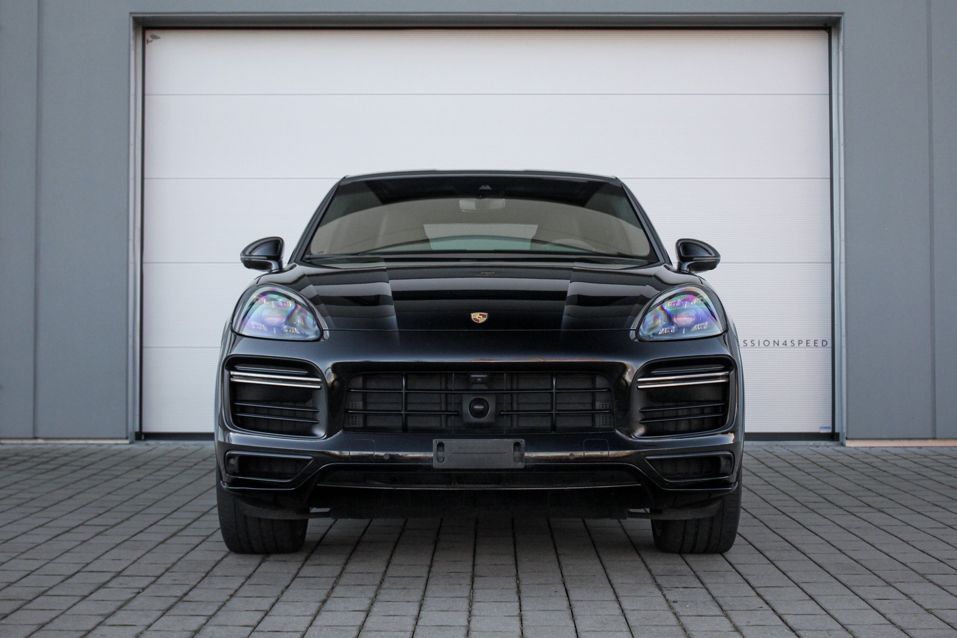 PORSCHE Cayenne III Turbo Coupé-image-0
