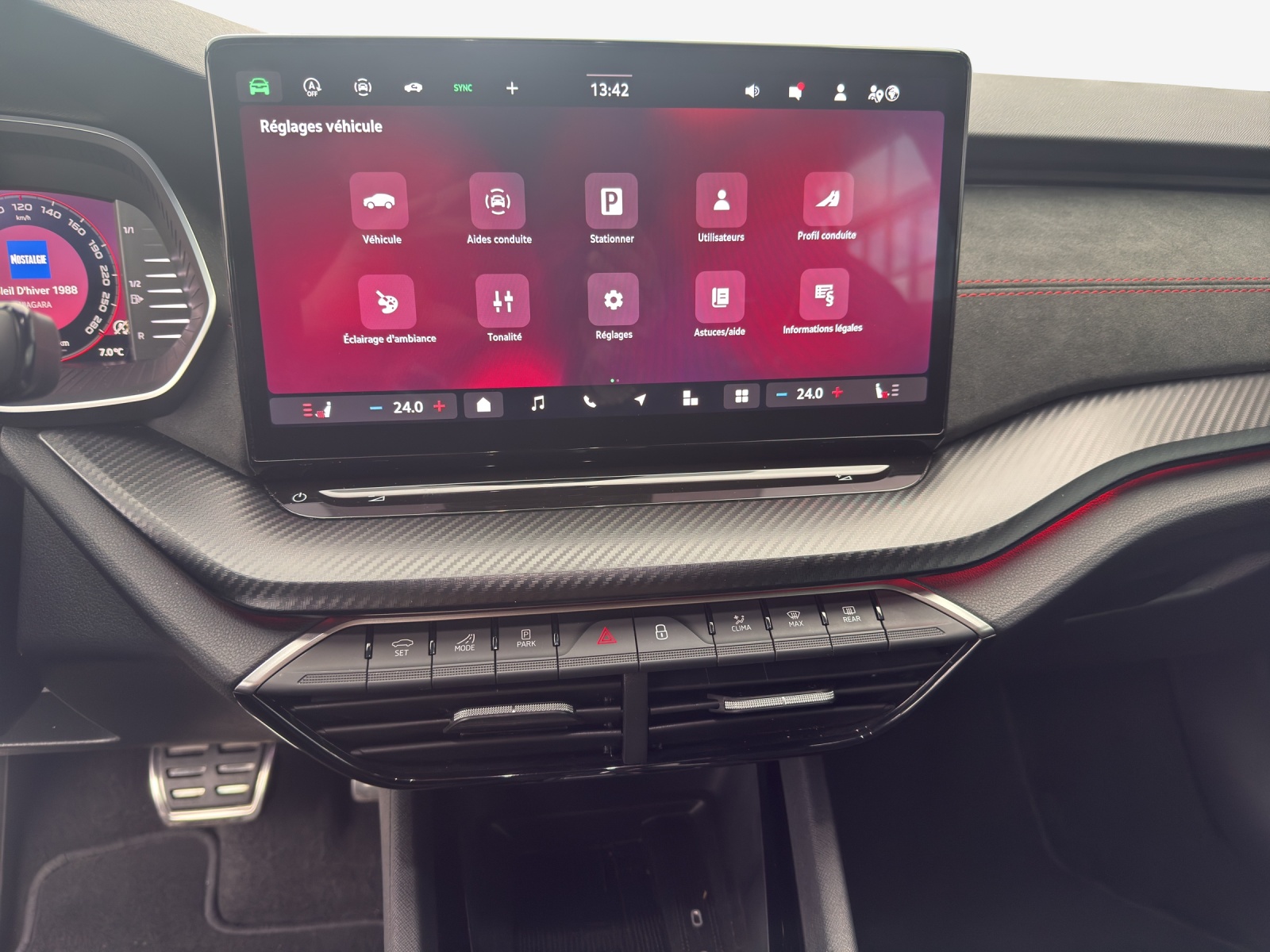 SKODA Octavia Combi 2.0 TSI DSG RS-image-10