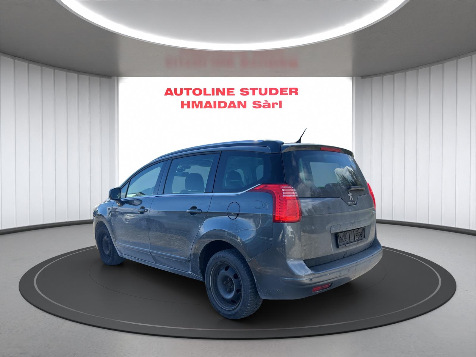 PEUGEOT 5008 2.0 HDI Business-image-1