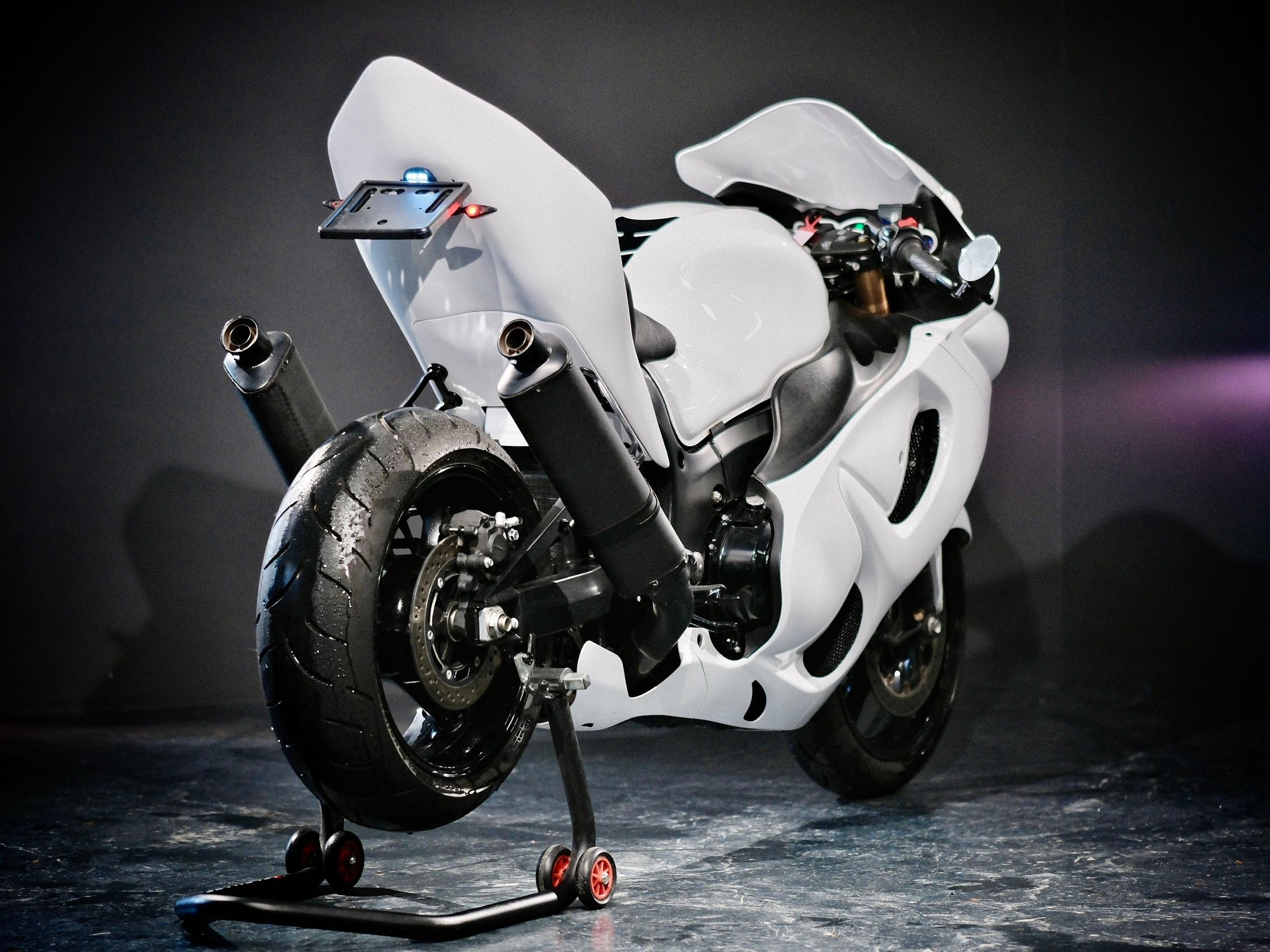 SUZUKI GSX 1300 RZ Hayabusa K8-showroom-element-2