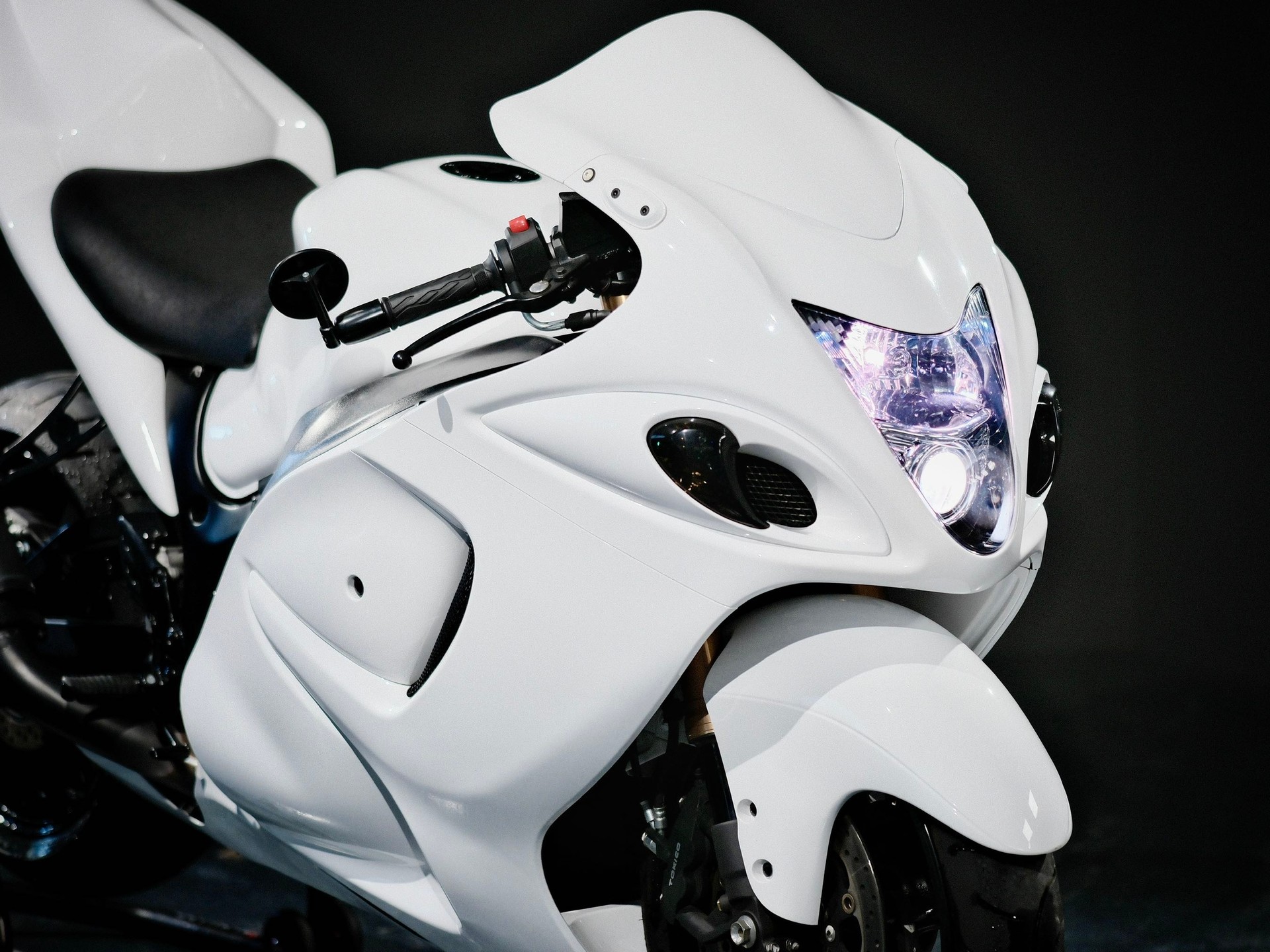 SUZUKI GSX 1300 RZ Hayabusa K8-image-11
