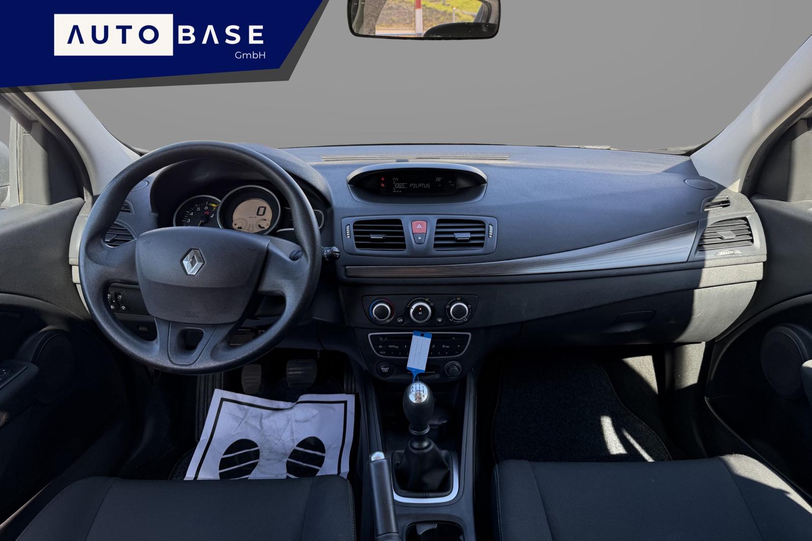 RENAULT Mégane 1.6 16V Dynamique * MFK 27.05.26 *-image-8