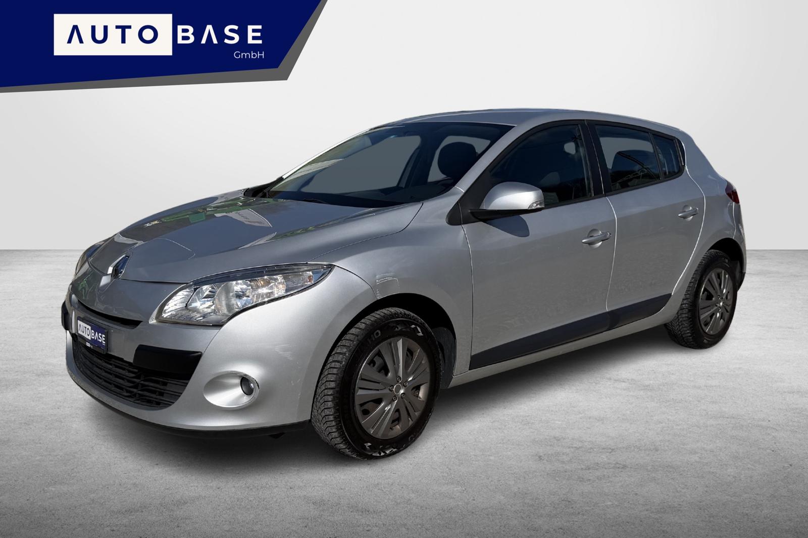 RENAULT Mégane 1.6 16V Dynamique * MFK 27.05.26 *-image-0