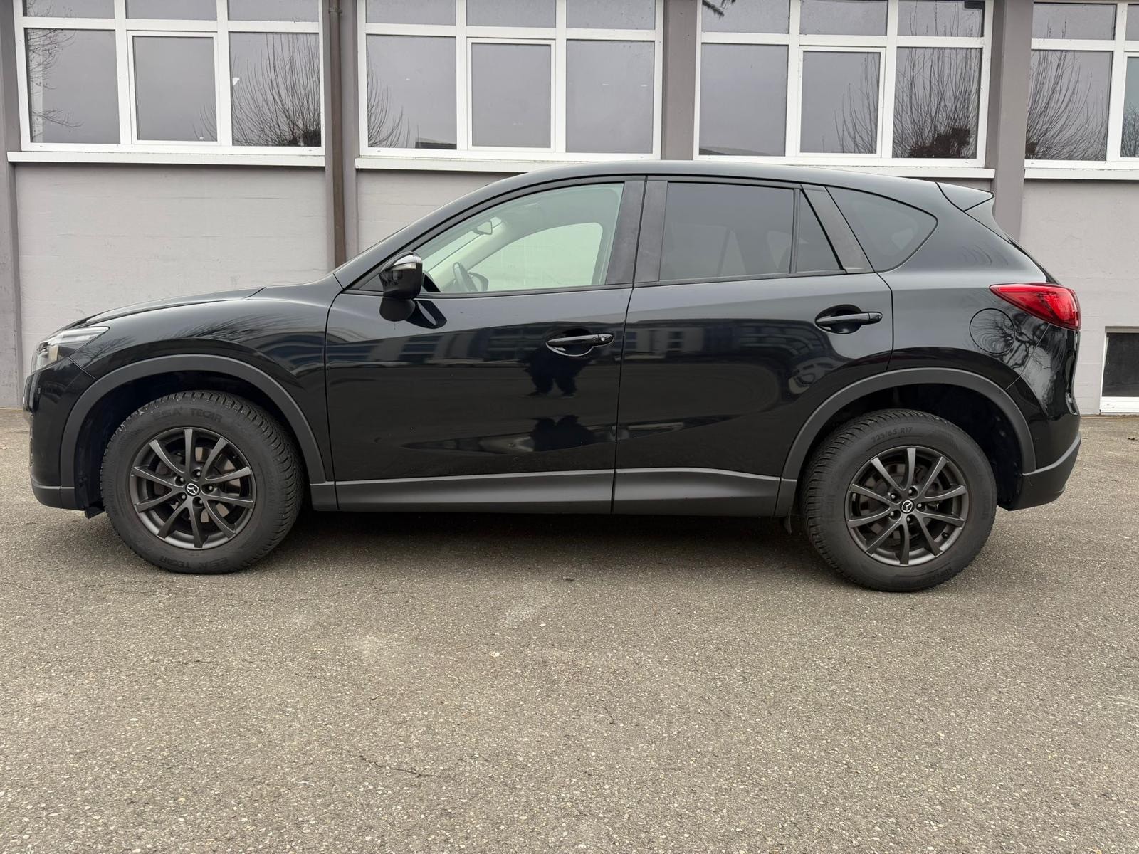 MAZDA CX-5 2.2 D HP Revolution AWD Automatic-image-13