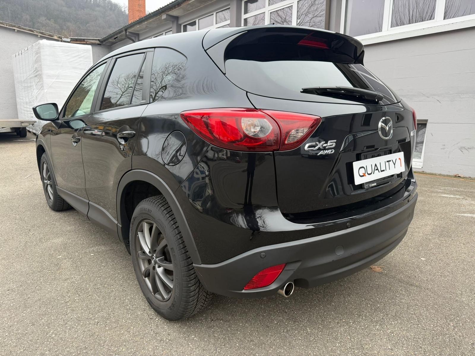 MAZDA CX-5 2.2 D HP Revolution AWD Automatic-image-3