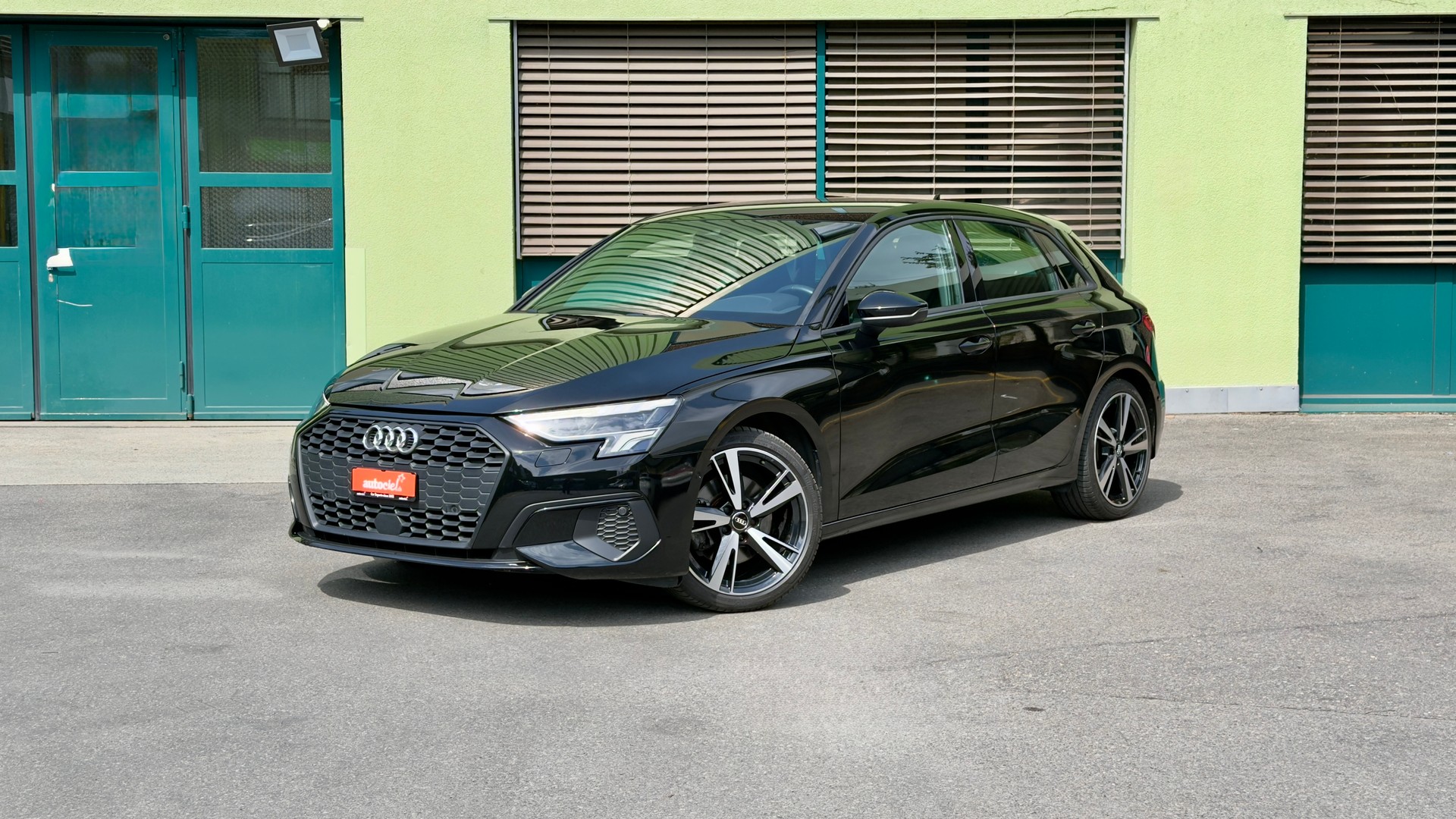 AUDI A3 Sportback 35 TFSI Attraction S-tronic-image-0