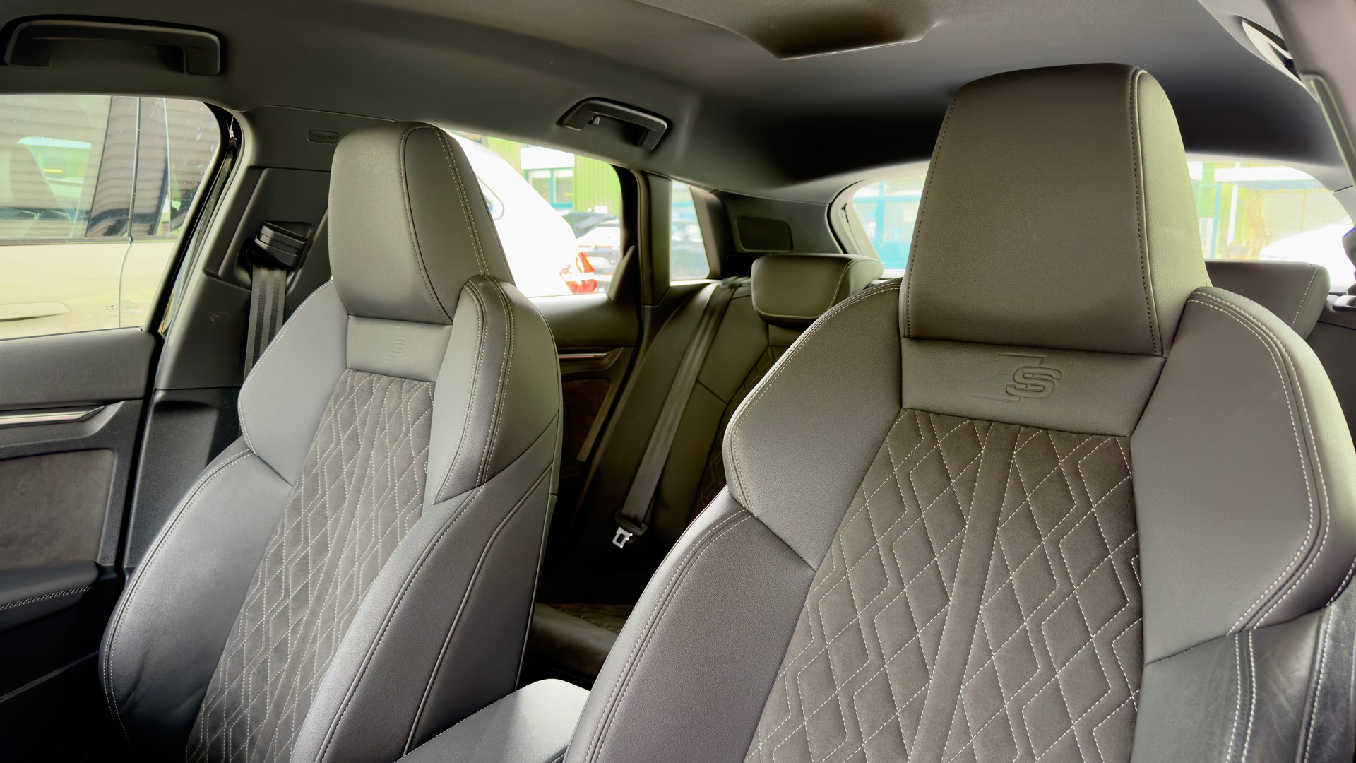 AUDI A3 Sportback 35 TFSI Attraction S-tronic-image-11