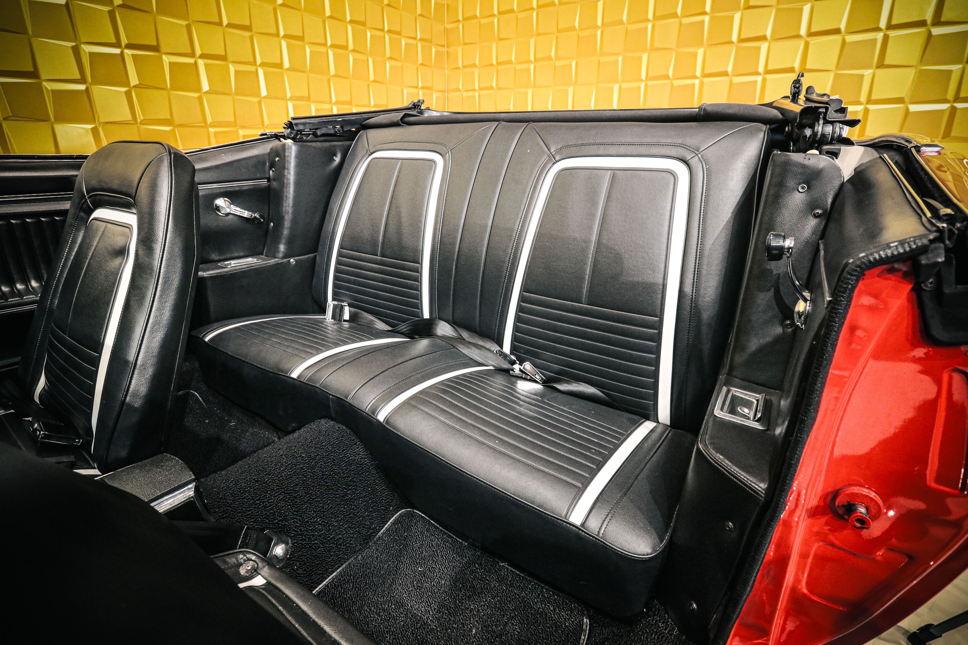 CHEVROLET Camaro RS 327 Convertible (LF7/THM350)-image-22