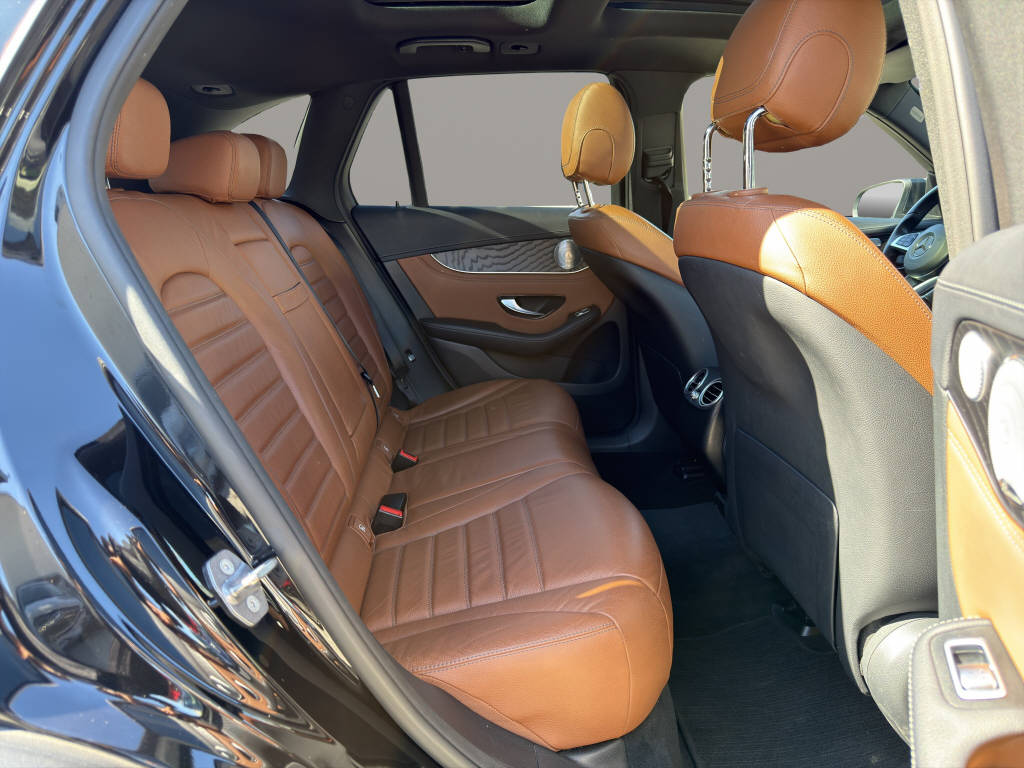 MERCEDES-BENZ GLC 43 AMG 4m-image-14