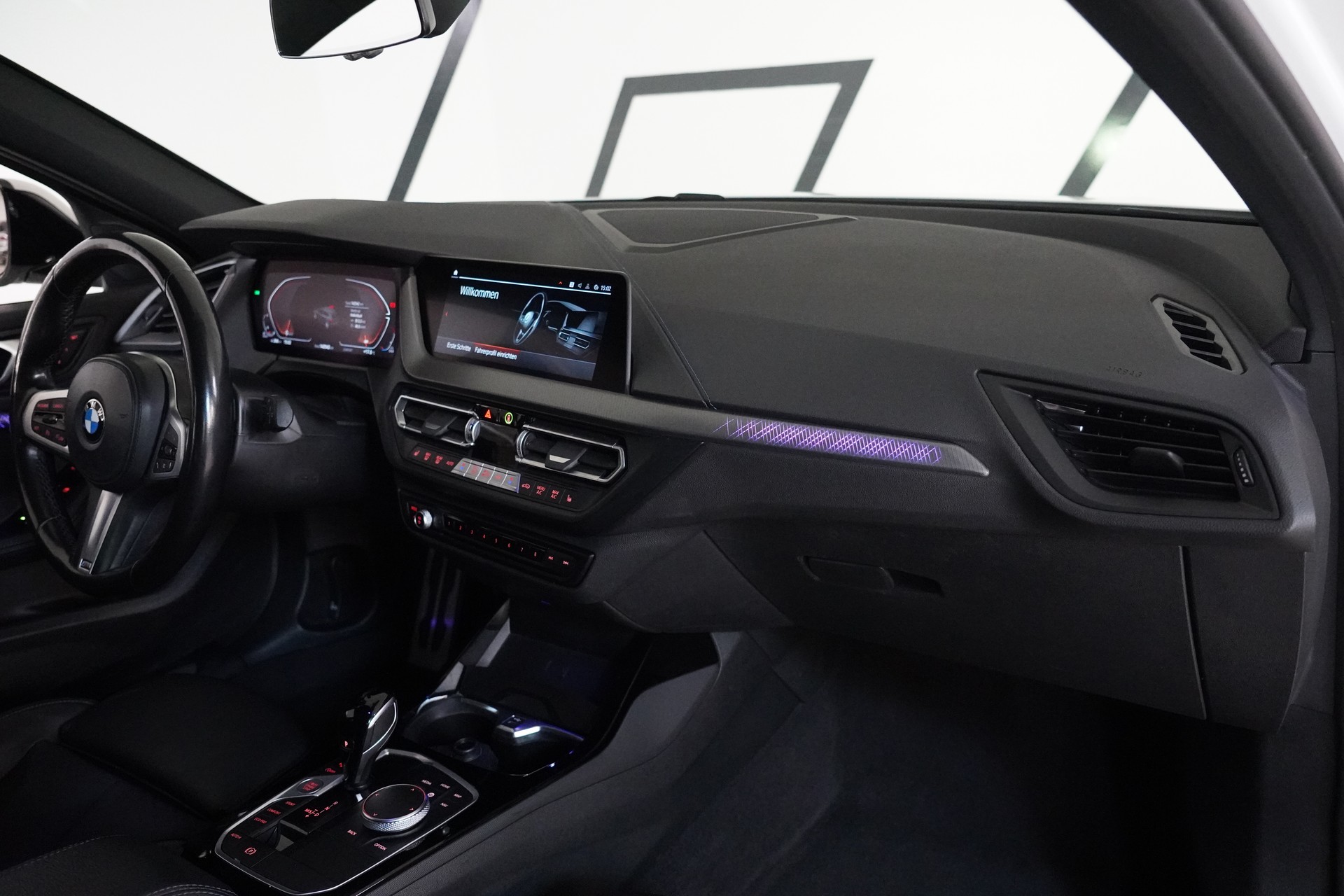 BMW 120d xDrive Steptronic M Sport-image-16