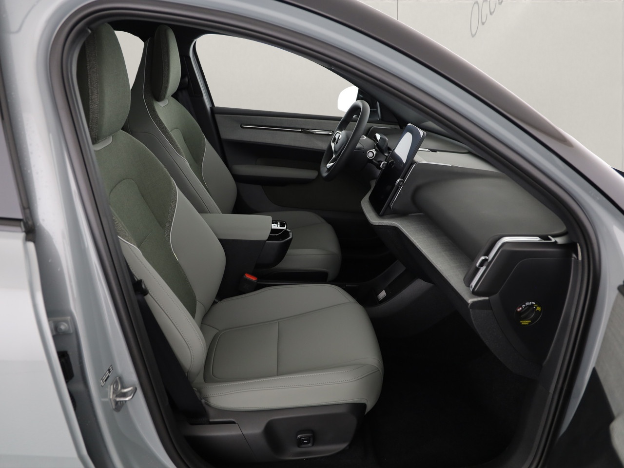 VOLVO EX30 CC E60 Twin Performance AWD-image-8