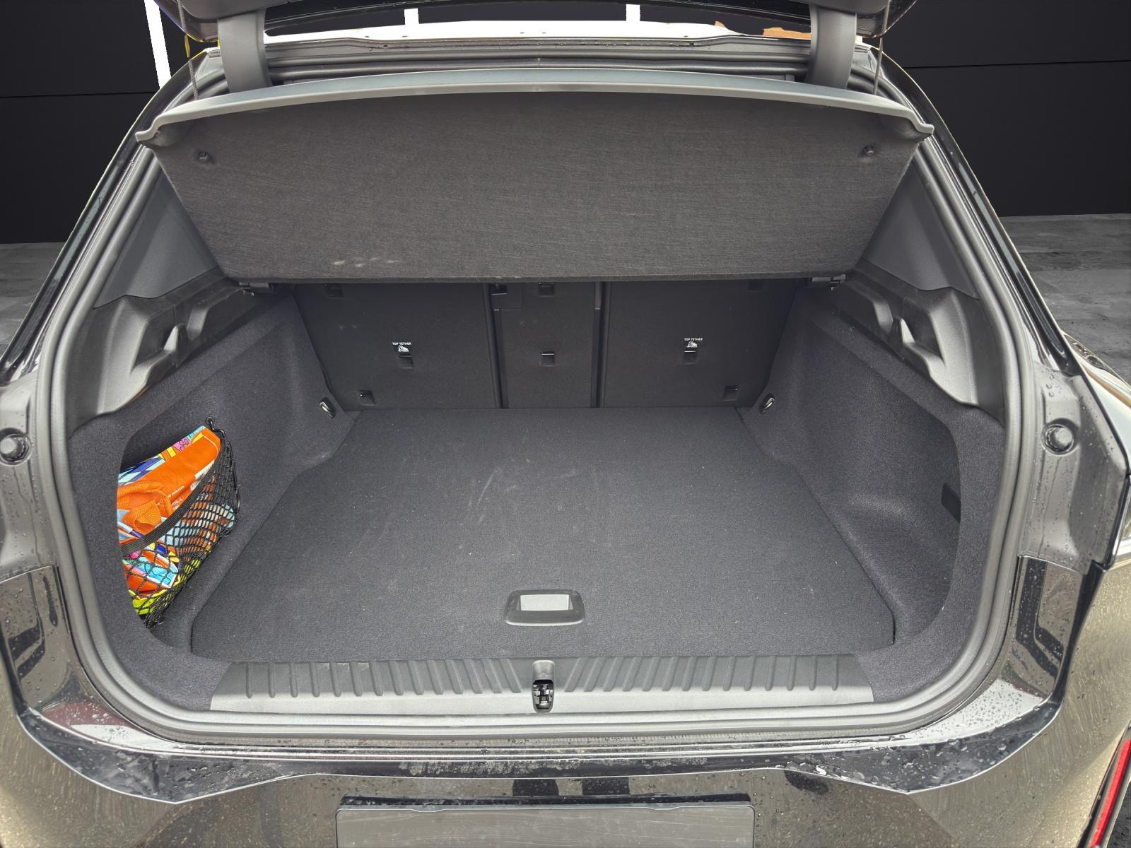 BMW iX3 xDrive50-image-4